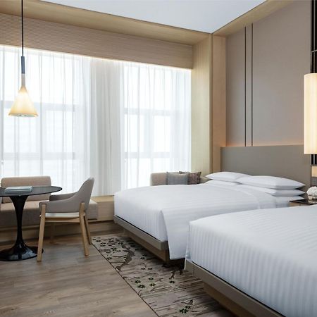 Отель Courtyard By Marriott Jiangsu Taizhou Экстерьер фото