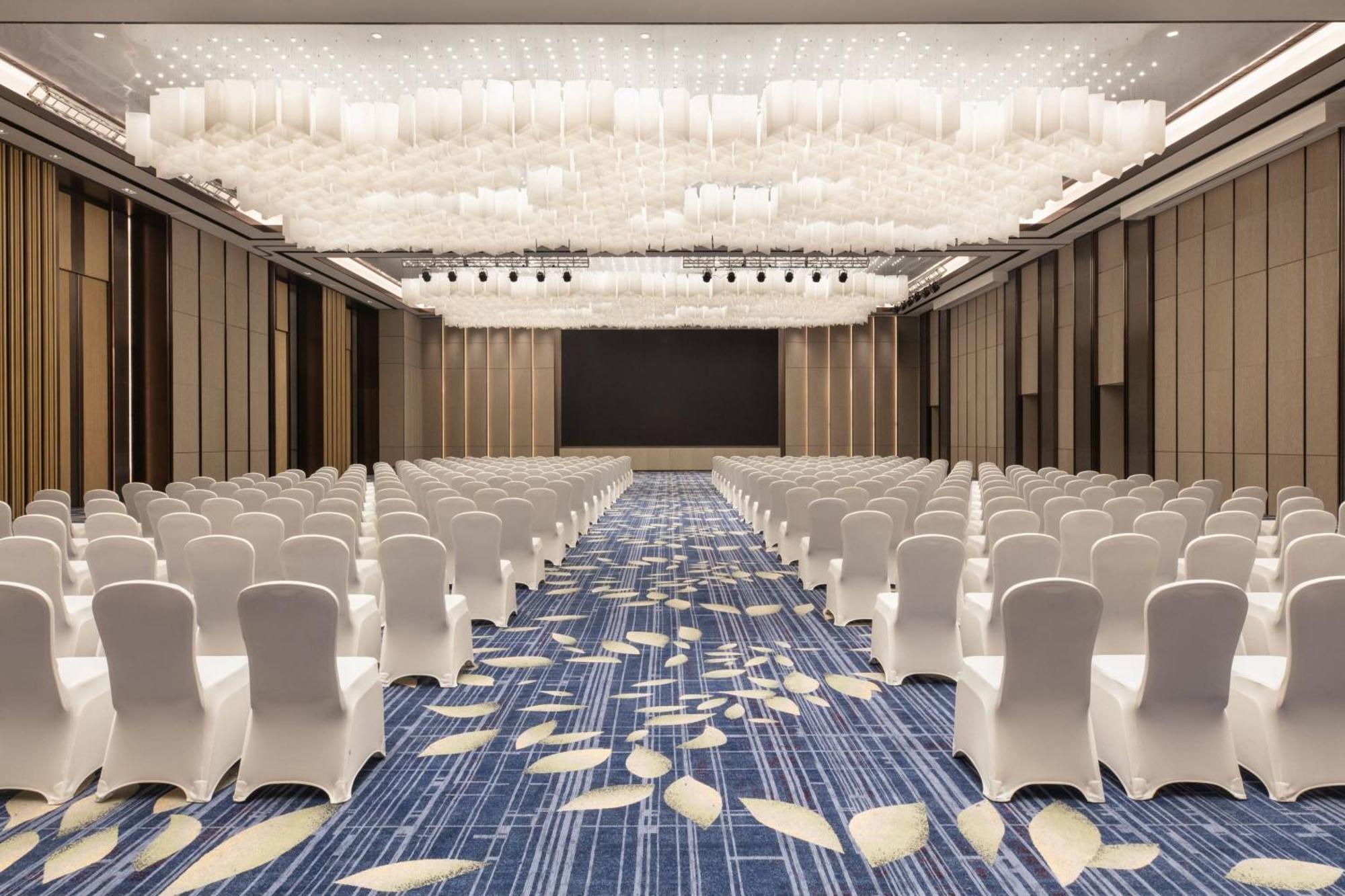 Отель Courtyard By Marriott Jiangsu Taizhou Экстерьер фото